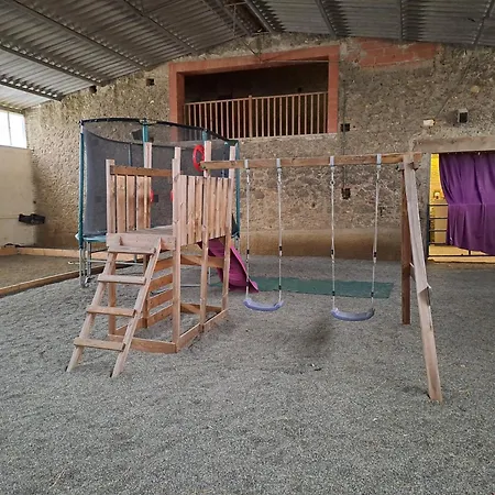 Avec Piscine Et Animaux Nocleg ze śniadaniem