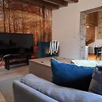 Oda ve Kahvaltı Avec Piscine Et Animaux 4*